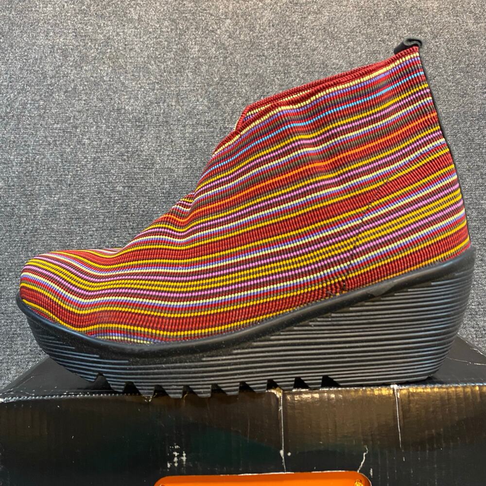 New Bernie Mev Womens 41 US 10.5 Multicolored Red Maile Wedge Comfort Ankle Boot - Picture 2 of 8